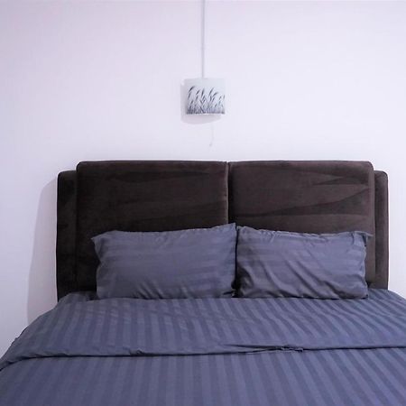 אפרטהוטל צ'יאנג מאי Racha Caftel - 7 House - รชาคาฟเทล מראה חיצוני תמונה