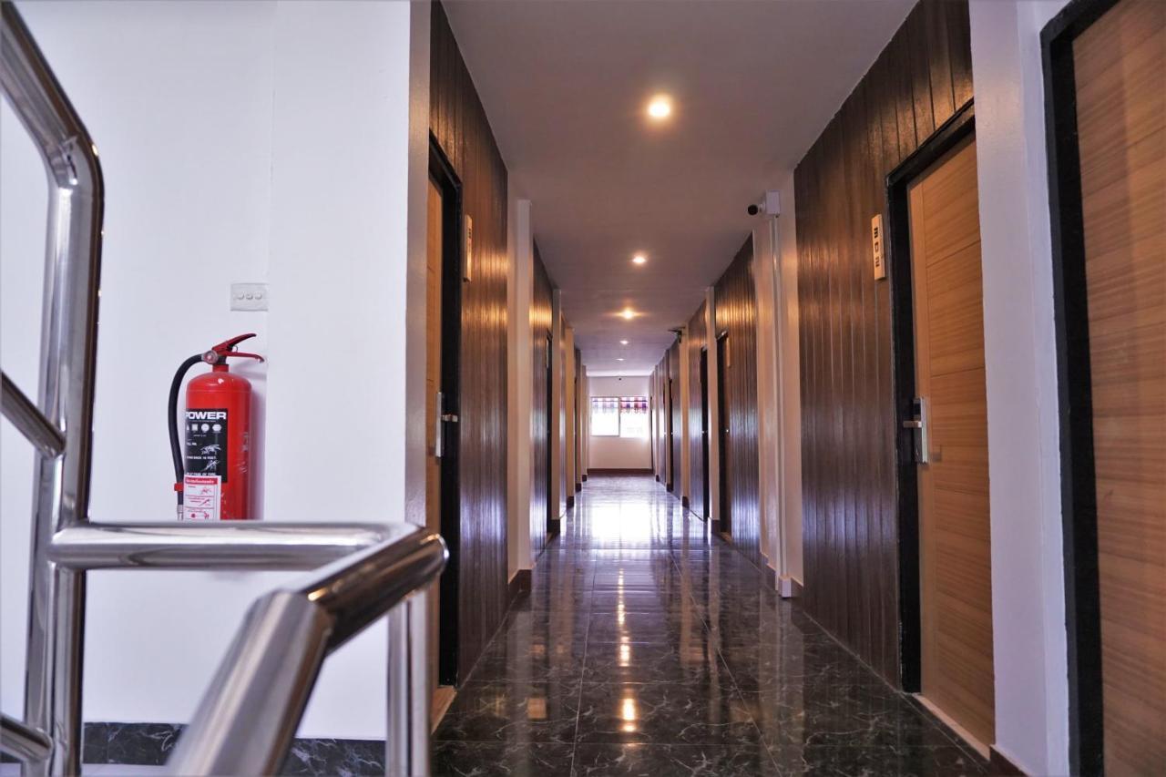 אפרטהוטל צ'יאנג מאי Racha Caftel - 7 House - รชาคาฟเทล מראה חיצוני תמונה
