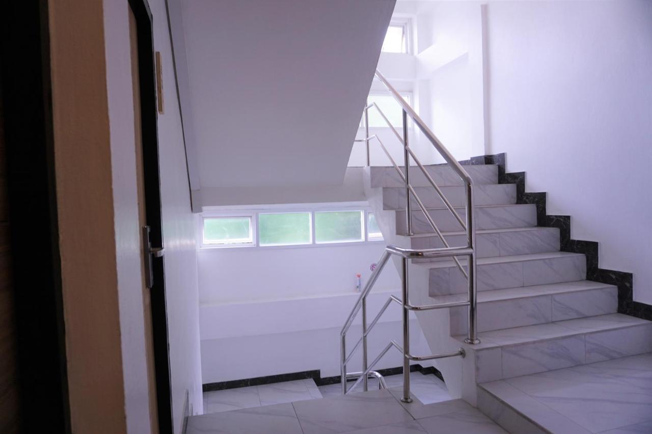 אפרטהוטל צ'יאנג מאי Racha Caftel - 7 House - รชาคาฟเทล מראה חיצוני תמונה