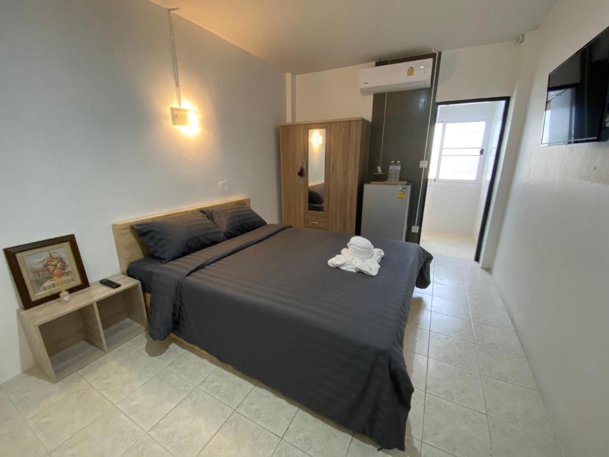 אפרטהוטל צ'יאנג מאי Racha Caftel - 7 House - รชาคาฟเทล מראה חיצוני תמונה